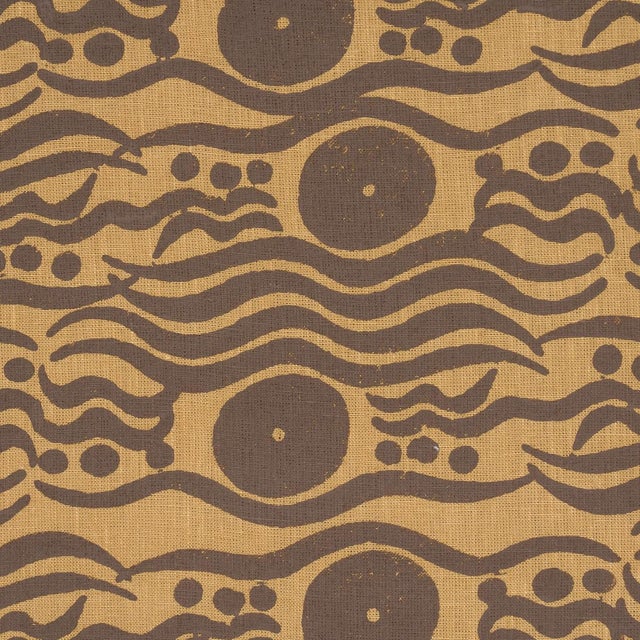 Traditional Schumacher Bosphorus Hand Block Fabric In Ochre & Brown For Sale - Image 3 of 5
