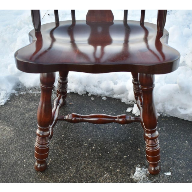 E R Buck Americana Maple Windsor Dining Chairs Set 4 Spindle Back Bullseye 70s For Sale - Image 11 of 13
