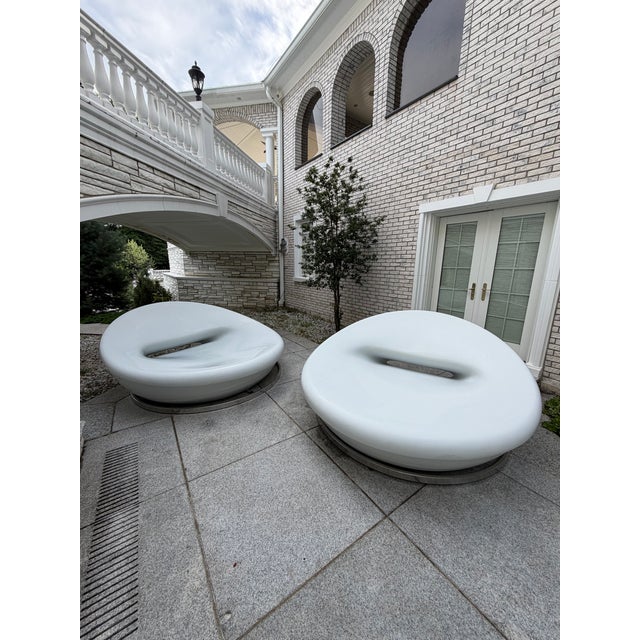 Designed by Klaus Nolting for Solpuri Germany, the Lagoon Daybed is an iconic example of contemporary outdoor furniture....