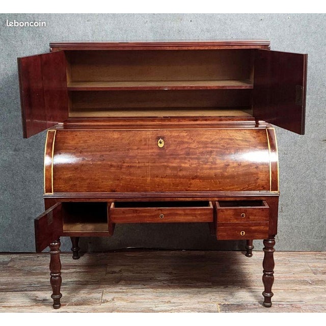 Antique Charles X Parisian Roll-Top Desk in Mottled Mahogany, 1820 For Sale - Image 4 of 5