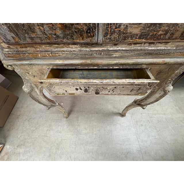 Silver 18th Century Venetian Baroque Silver Giltwood Cabinet For Sale - Image 8 of 17