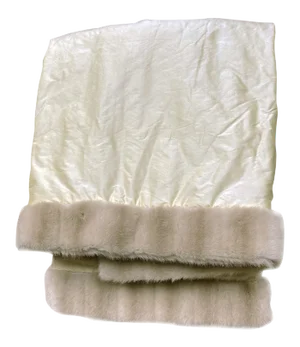 Dwm | Maloos Cream Throw With Faux Mink Trim