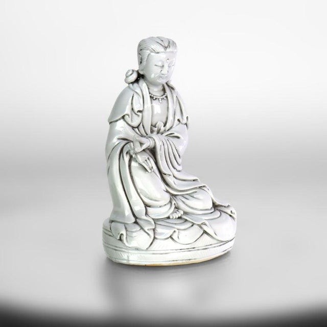 Chinese Blanc De Chine Figurine of Guanyin, Goddess of Mercy & Compassion 20thC For Sale - Image 6 of 9