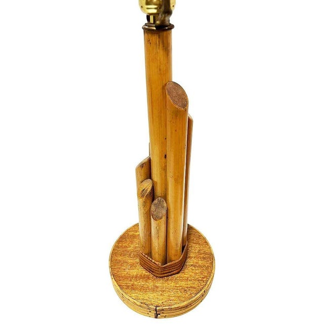 1950s Mid Century Modern Sculptural Mahogany & Wicker Wrapped Rattan Graduated 7-Pole Table Lamps, Pair For Sale In Los Angeles - Image 6 of 7