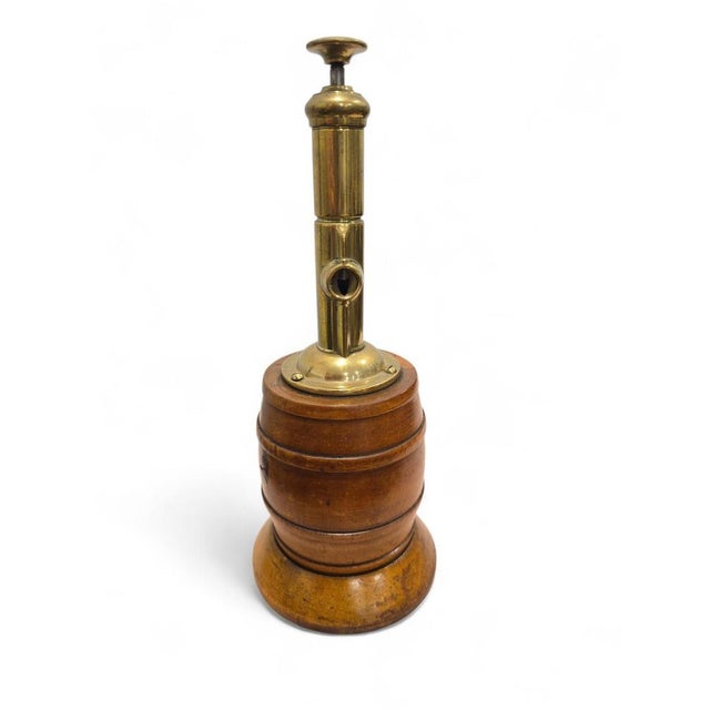 Brown Antique Barrel-Shaped Cigar Cutter in Wood and Gilt Brass, 1900 For Sale - Image 8 of 9