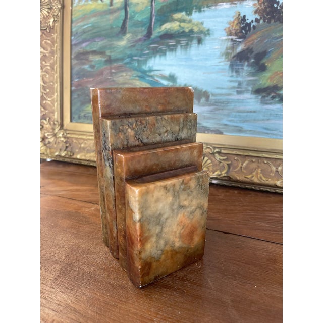 Vintage Polished Likely Onyx Marble Bookend in Graduated Stacked Form.. For Sale - Image 10 of 10