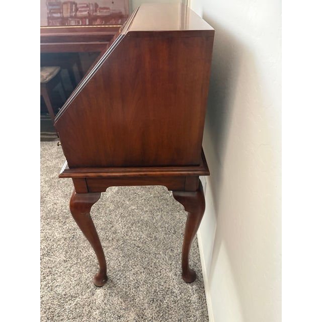 1960s Henkel Harris Wild Cherry Lady Astor Writing Desk For Sale - Image 17 of 17