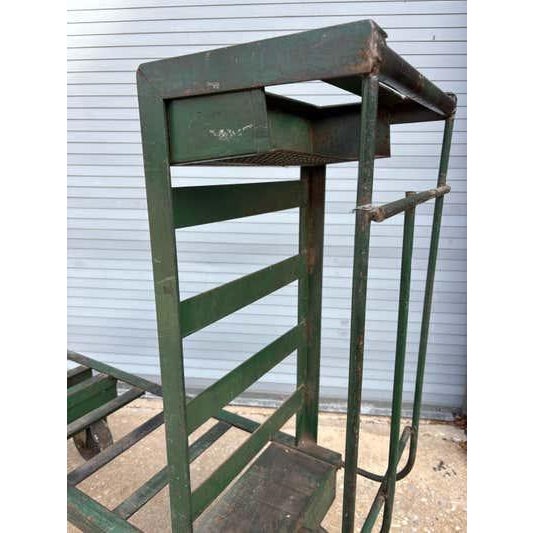 Vintage Industrial Iron Rolling Cart, Unattributed Design, USA, 1960 For Sale - Image 9 of 10