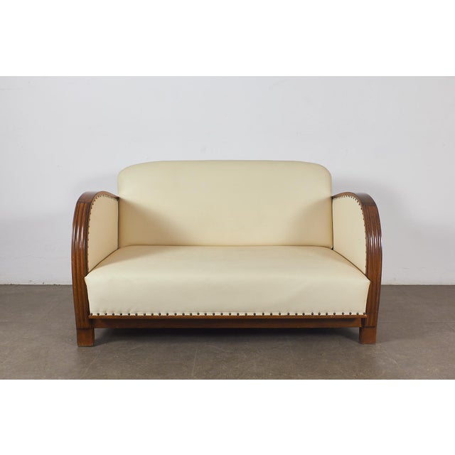 Vintage Italian Two-Seater Sofa, 1940s, in Restored conditions. Designed 1920 to 1949