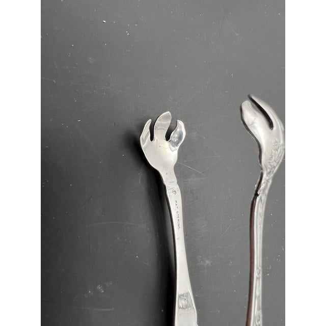 1900 - 1909 Antique Large Sterling Silver Sugar Tongs, International Silver Edgewood Pattern For Sale - Image 5 of 6