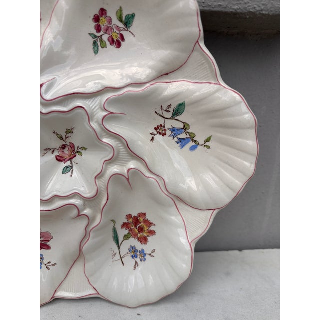Majolica Flowers Oyster Plate Longchamp, Circa 1900 For Sale In Austin - Image 6 of 8