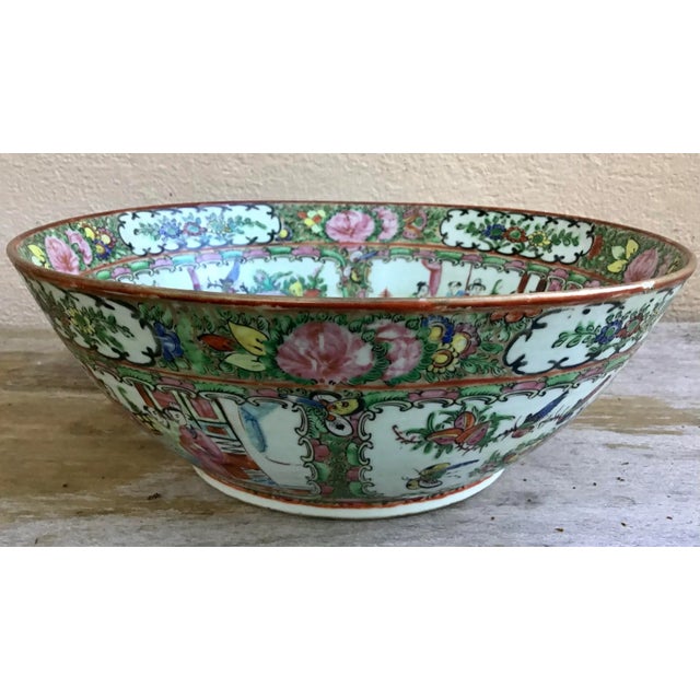 Chinese Export Rose Medallion Large Bowl 19th C For Sale - Image 9 of 10