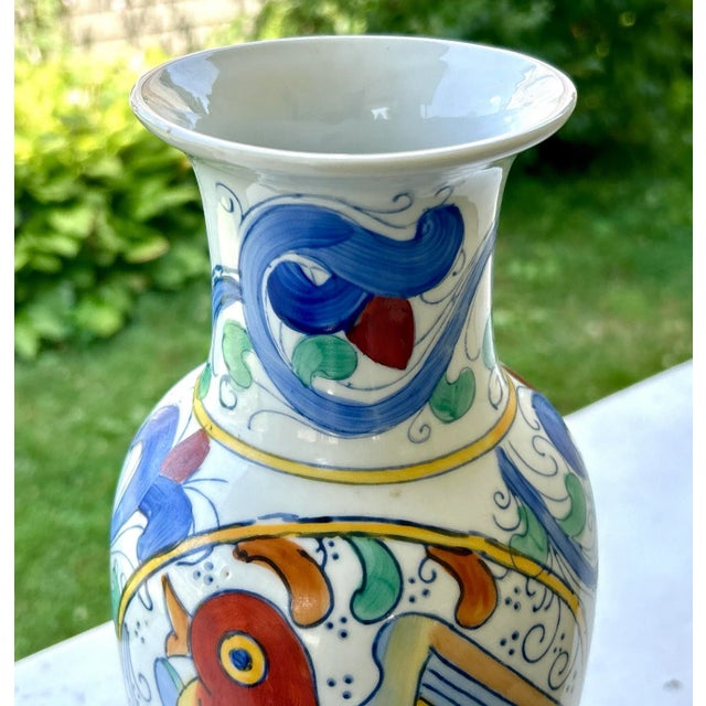 Mid 20th Century Chinoiserie Porcelain Vase For Sale - Image 4 of 10