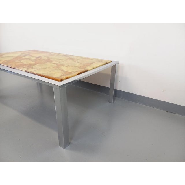 1970s Large Vintage Coffee Table in Chrome Metal, Yellow Onyx Type and Resin, 1970s For Sale - Image 5 of 15