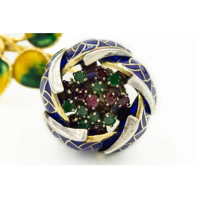 Plique à Jour Enamel Ruby Emerald en Tremblant Flower Gold Brooch Matching Ring - 2 Pieces For Sale - Image 12 of 12