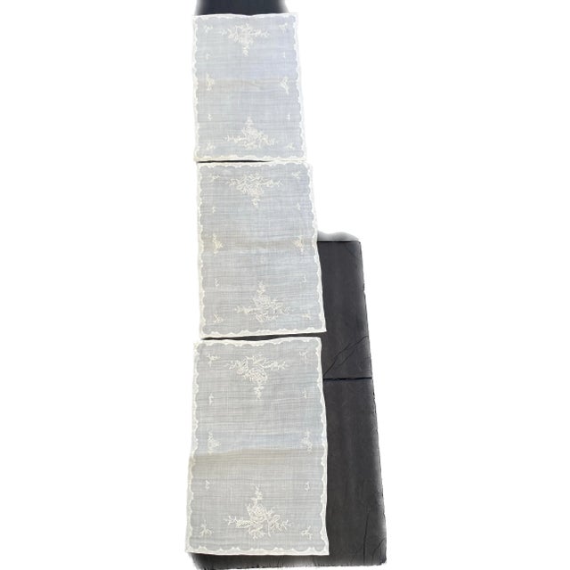 Vintage Linen Rose Embroidered Crochet Placemats- Set of 15 For Sale - Image 10 of 12