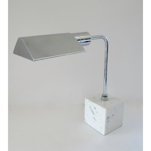 Koch & Lowy Vintage Mid-Century Koch & Lowy Chrome Table/Desk Lamp on Carrera Marble Square Base For Sale - Image 4 of 12