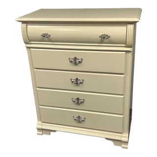 Thomasville Chest of Drawers For Sale
