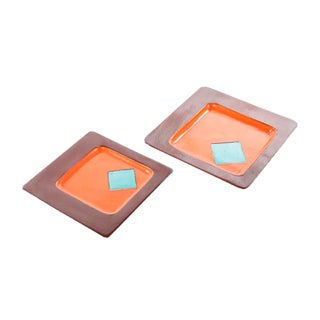 Flat Dishes, Set of 50 For Sale