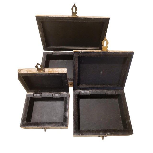Maitland - Smith Vintage Set Camel Bone Inlay Rectangular Leopard Top Brass Front Trinket Boxes- Set 3 For Sale - Image 4 of 8