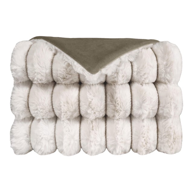 Luxury Fur Throw Blanket in Ivory For Sale