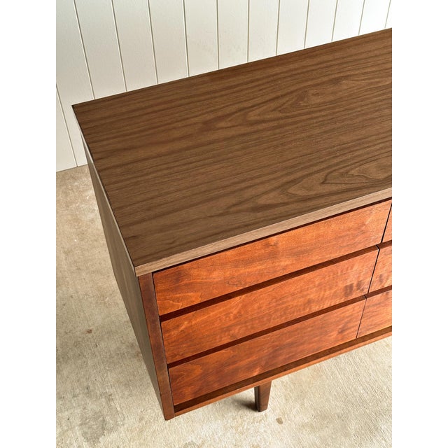 1960s Mid-Century Walnut Nine-Drawer Dresser by Stanley For Sale - Image 11 of 18