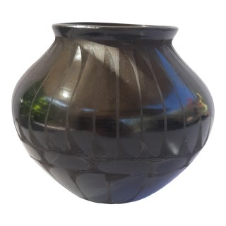Vintage Mata Ortiz Black on Black Pottery Signed Sanbe For Sale