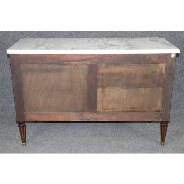 French Louis XVI Directoire Style Brass Mounted White Marble Top Commode For Sale - Image 9 of 17