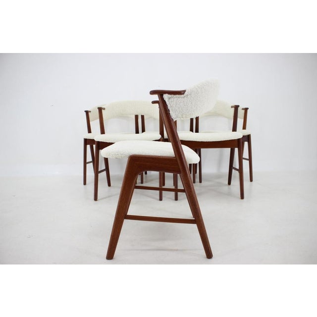 Teak Model 32 Dining Chairs in Sheepskin Fabric by Kai Kristiansen, 1960s, Set of 6 For Sale - Image 11 of 17