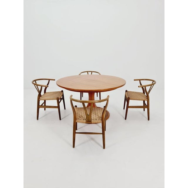 Wood Mid-Century Round Walnut Dining Table by Luigi Massoni, Italy, 1960s For Sale - Image 7 of 18