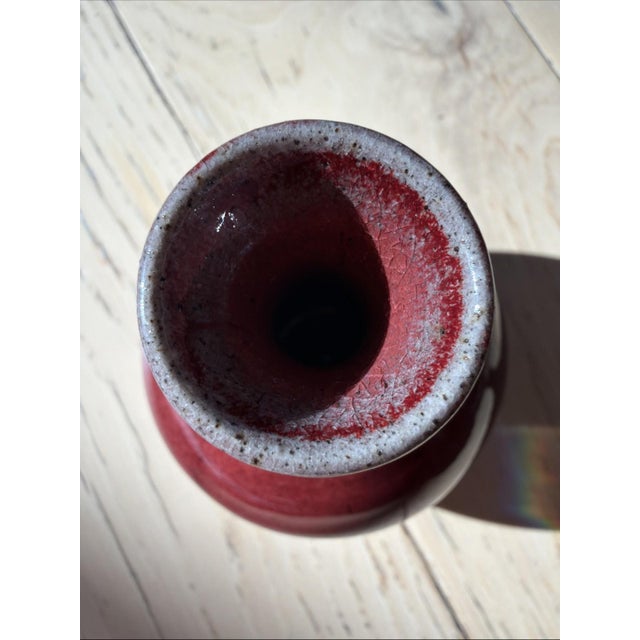 2000 - 2009 Jugtown Pottery Oxblood Vase 5" – Vernon Owens Signed & Dated 2009 For Sale - Image 5 of 10