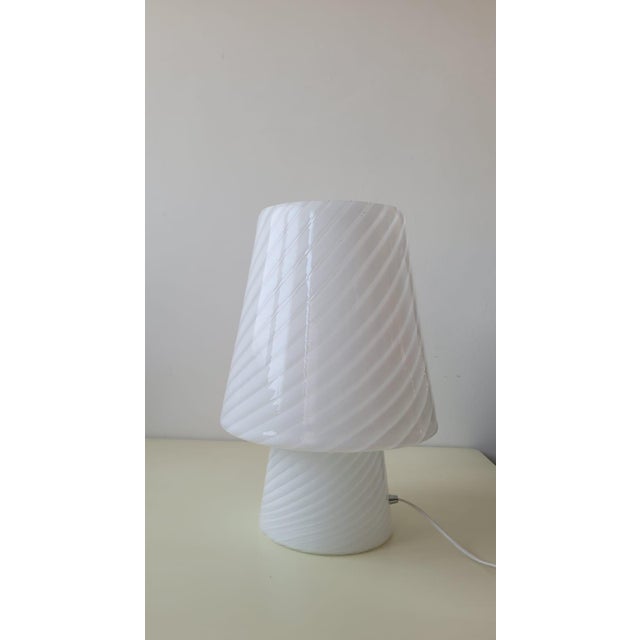 1970s Swirl Murano Glass Mushroom Table Lamp, 1970s For Sale - Image 5 of 9
