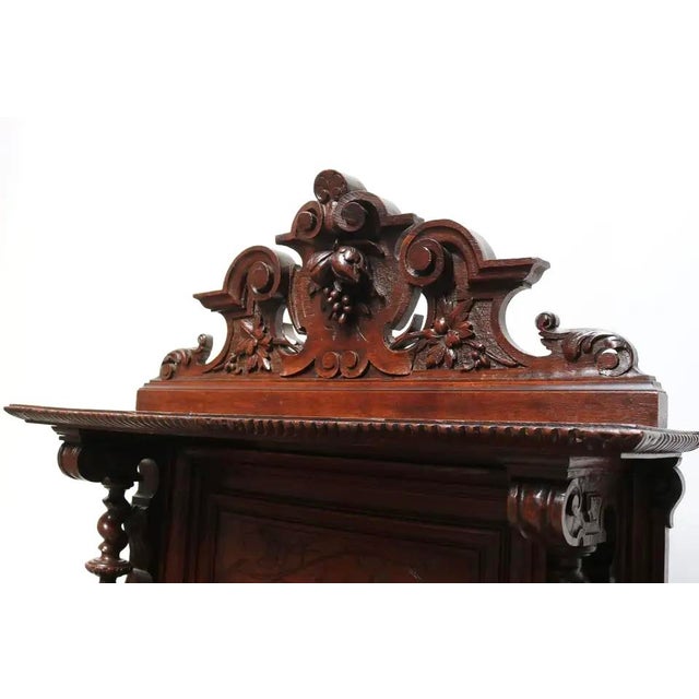 Antique FrenchHunting Cabinet in Barley Twist Oak, 1880 For Sale - Image 11 of 15