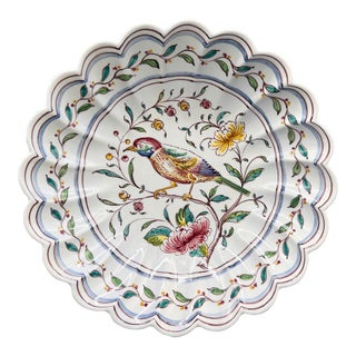 Vintage Outeiro Águeda Portuguese Hand-Painted Bird of Paradise Scalloped Bowl – French Country, Folk Art For Sale