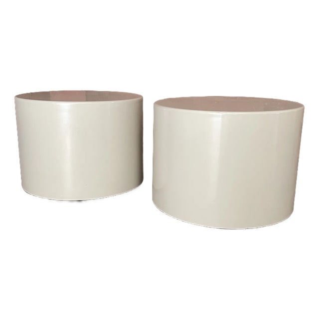 Pair of 1970s 70s Space Age Fiberglass Round Drum Side Tables Coffee Table a Pair For Sale