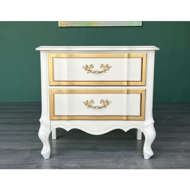 French 1970s French Style Cream Nightstands - Set of 2 For Sale - Image 3 of 14