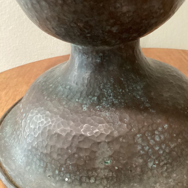 Antique Victorian Style Hand-Hammered Copper Garden Urn with Original Patina For Sale In Chicago - Image 6 of 12