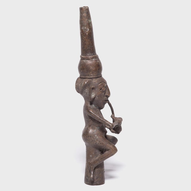 Tribal Nigerian Benin-Style Bronze Figural Pipe Mouthpiece, C. 1900 For Sale - Image 3 of 6