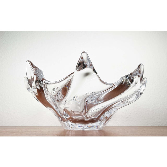 Large Mid-Century Modern Crystal Glass Fruit Bowl from Art Vannes, France, 1960s For Sale - Image 4 of 18
