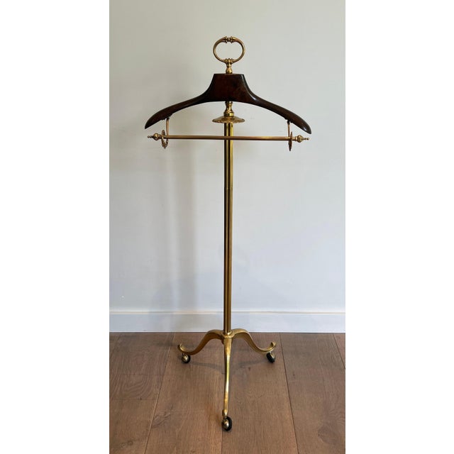 Neoclassical 1940s Neoclassical Style Brass and Wood Valet Stand on Casters For Sale - Image 3 of 12