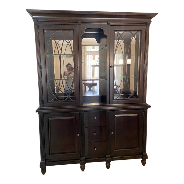1990s-stanley-china-cabinet-