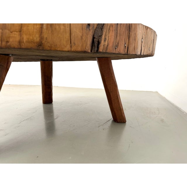 Brown Brutalist Coffee Table in Teak with Monolithic Slab and Tripod Base, 1950s For Sale - Image 8 of 18