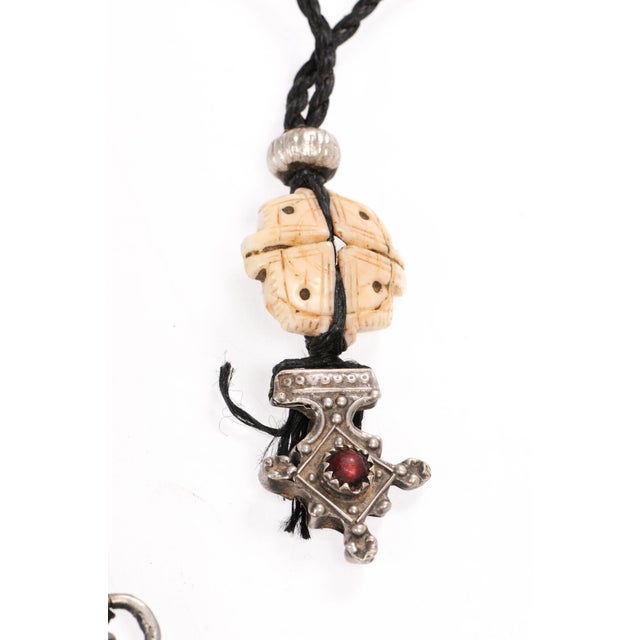 Silver & Conus Shell Necklace For Sale In Atlanta - Image 6 of 12