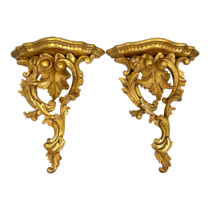 Late 20th Century Pair of Giltwood Acanthus Leaf Wall Brackets | Neoclassical Style