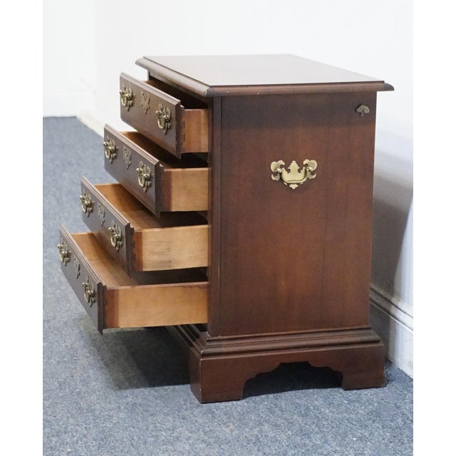 Late 20th Century American Drew Solid Cherry Traditional Style 24" Chairside Chest / Accent End Table For Sale - Image 5 of 11