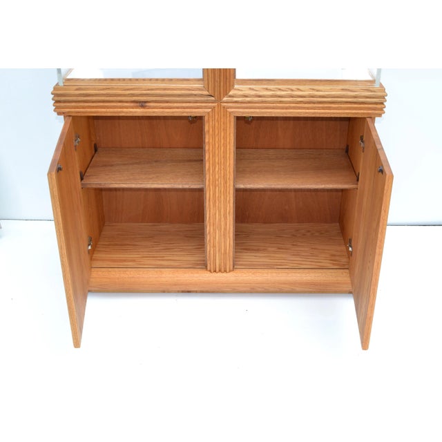 American Arch Shape Lucite, Mirror & Oak Wood Vitrine, Showcase, Display Cabinet For Sale - Image 4 of 13