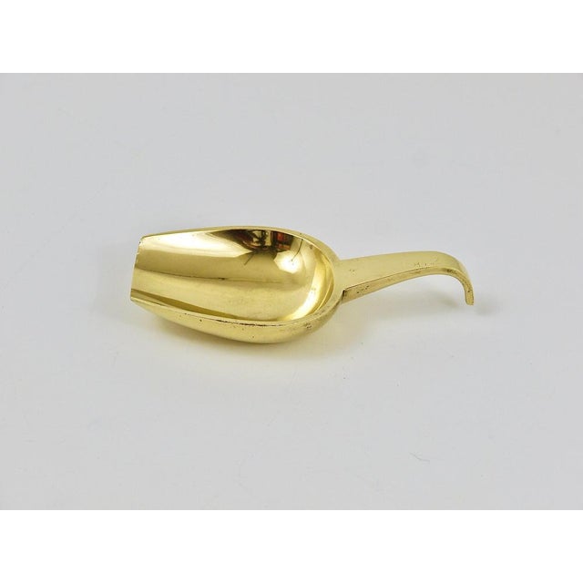 Metal Mid-Century Brass Shovel Ashtray with Handle attributed to Carl Auböck, Austria, 1950s For Sale - Image 7 of 16