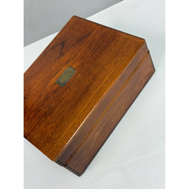 Antique Quarter Sawn Oak Wood Humidor Cigar Box For Sale - Image 10 of 12