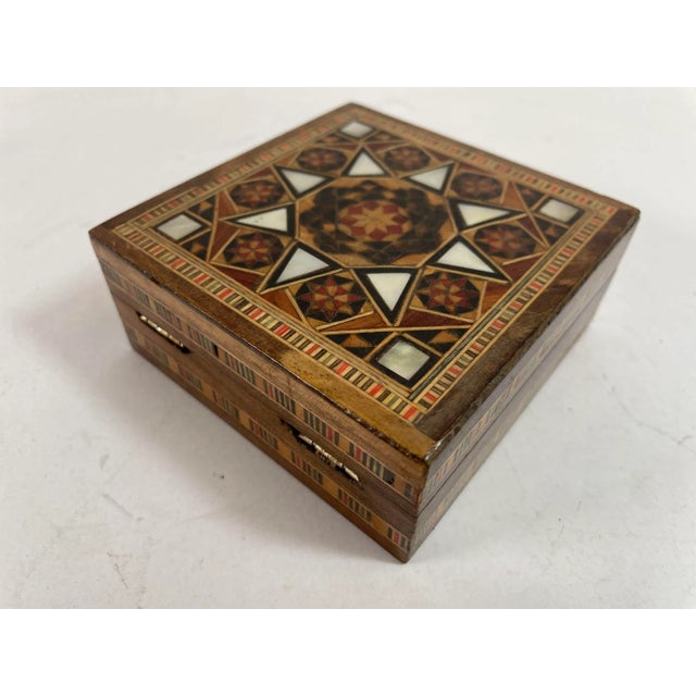 Wood Vintage Middle Eastern Moorish Inlaid Marquetry Mosaic Box For Sale - Image 7 of 12