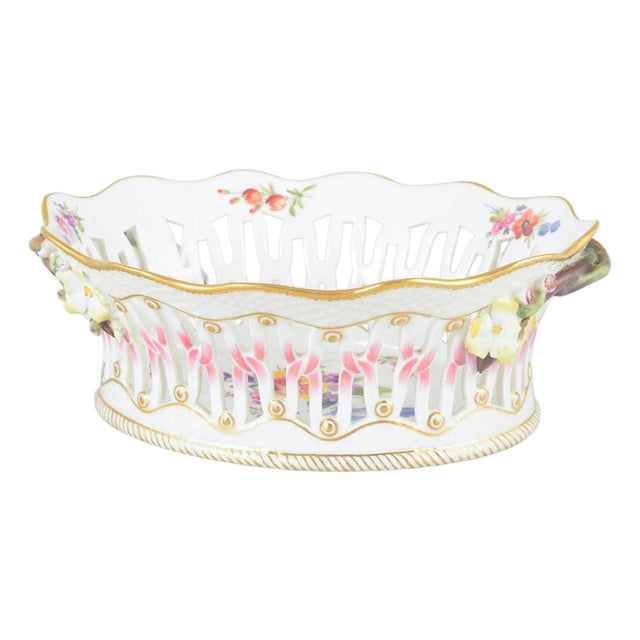 Large Reticulated Oval Saxon Flower Bowl in Porcelain from Royal Copenhagen, 1900s For Sale